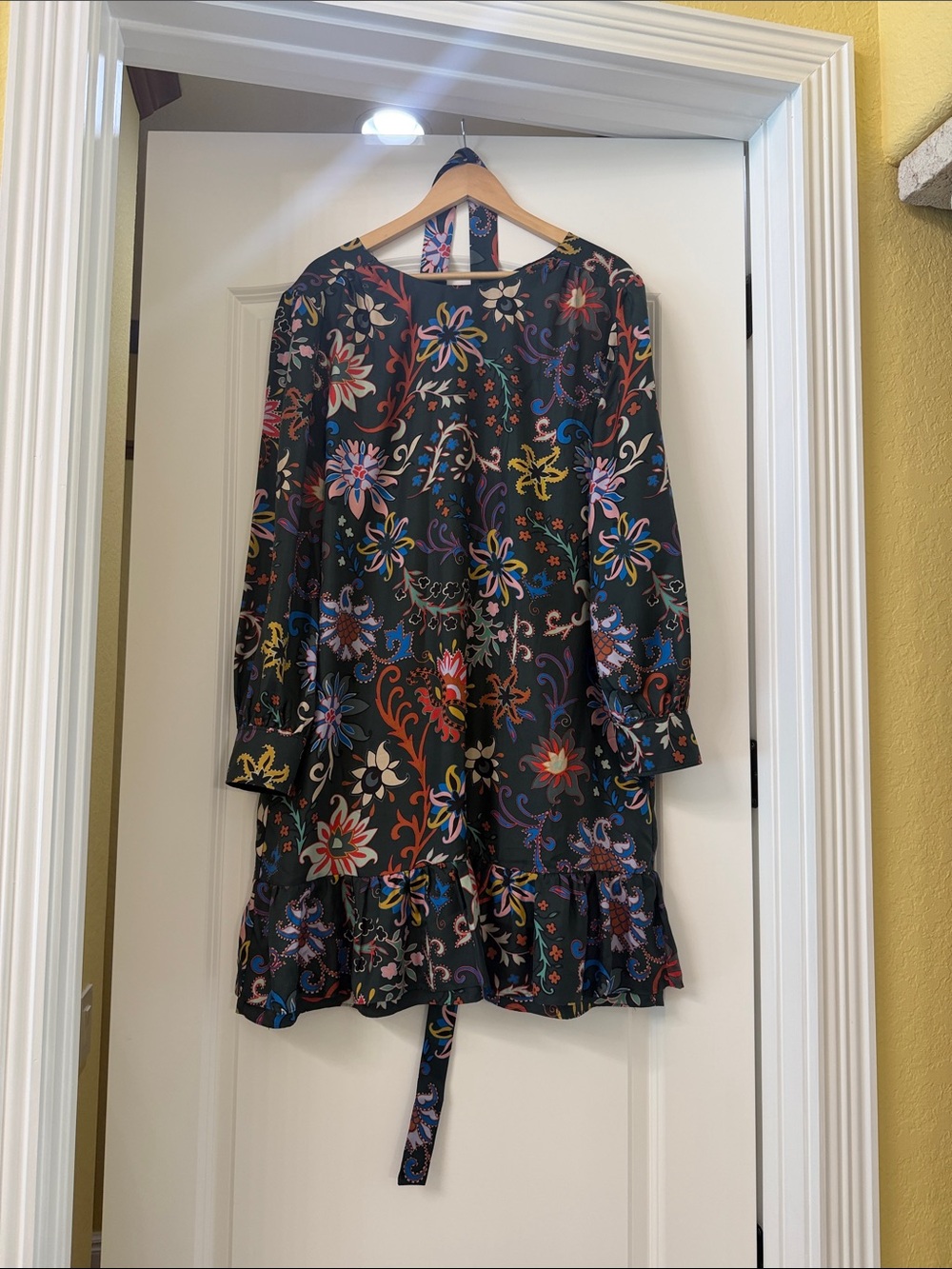 Tory Burch Black Long-Sleeve Floral Shift Dress 100% Silk